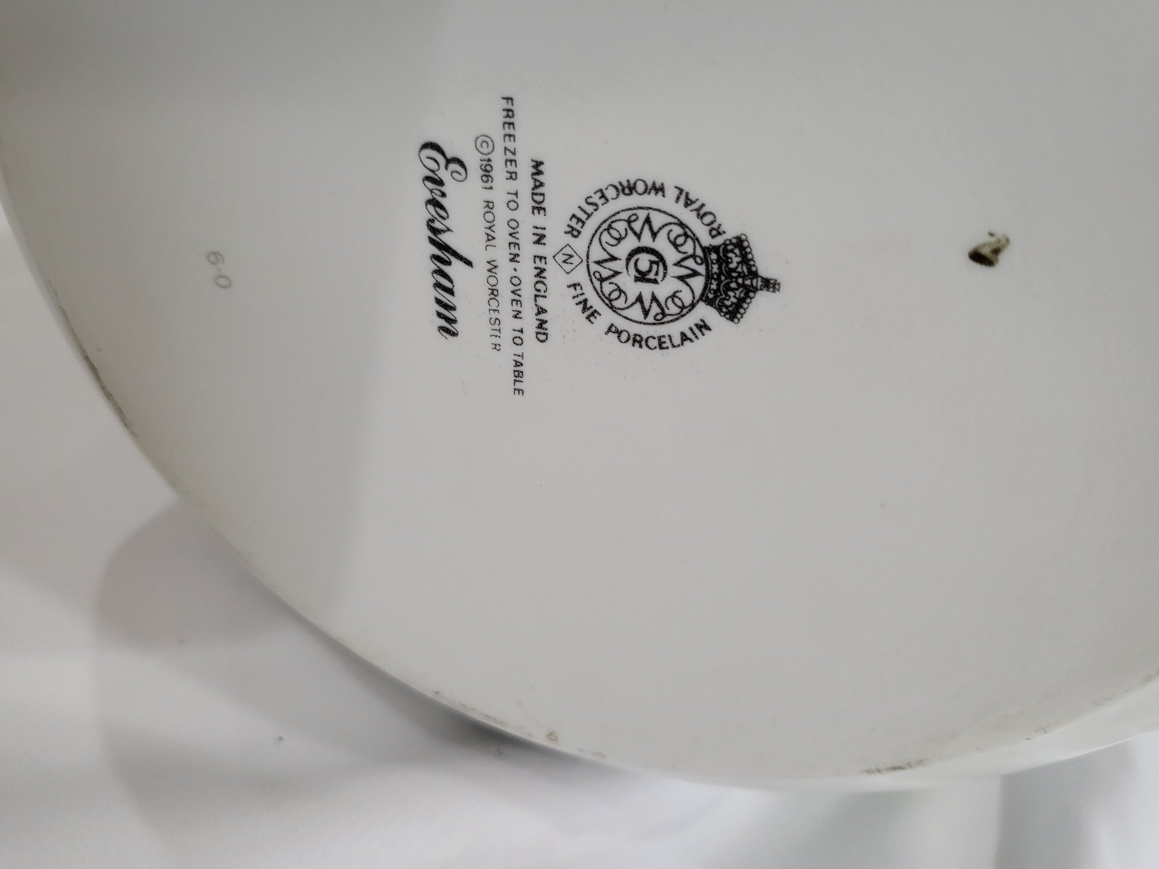 Royal Worchester Evesham - Fine Porcelain China - Big Cookie Jar - Gold Trim - From England