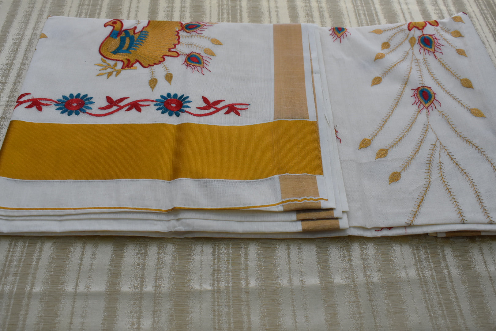 Ivory Cream Color - Kasavu Mul Mul Cotton Saree - Pure Silk Thread Embroidered - Peacock & Flowers Embroidery 2