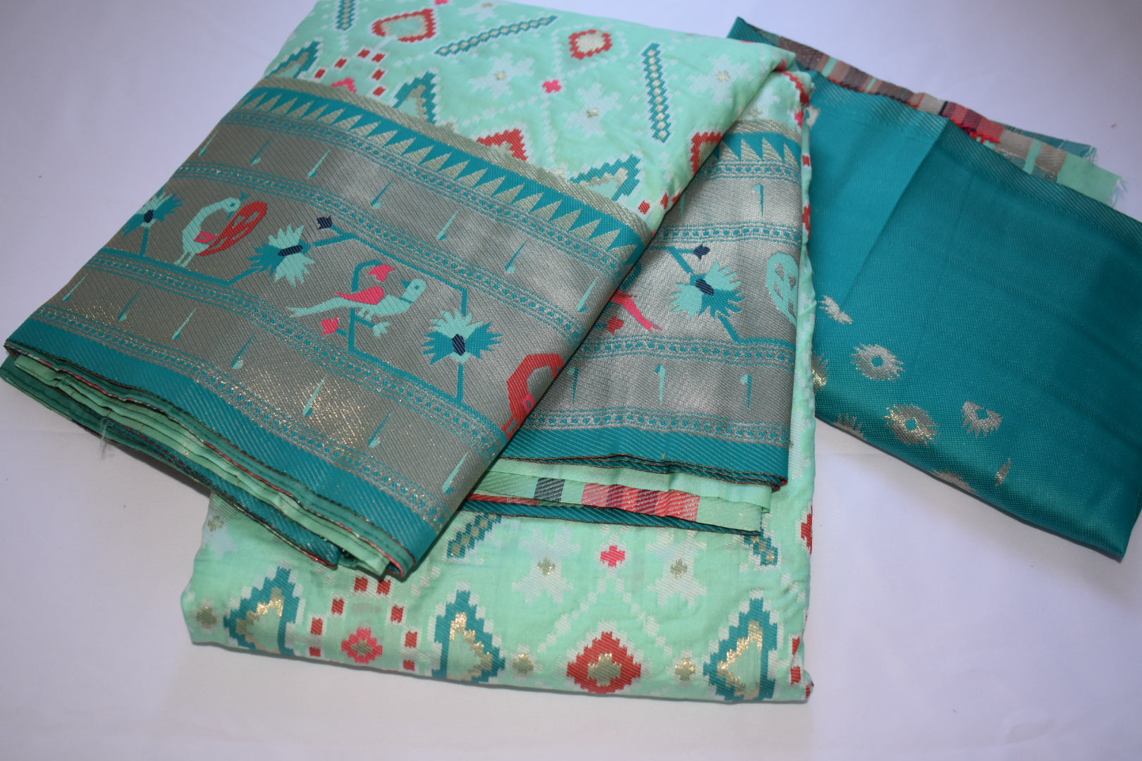 Green II Color - Silk Patola Kanjipuram Saree - Silk Zari Thread - Contrast Border