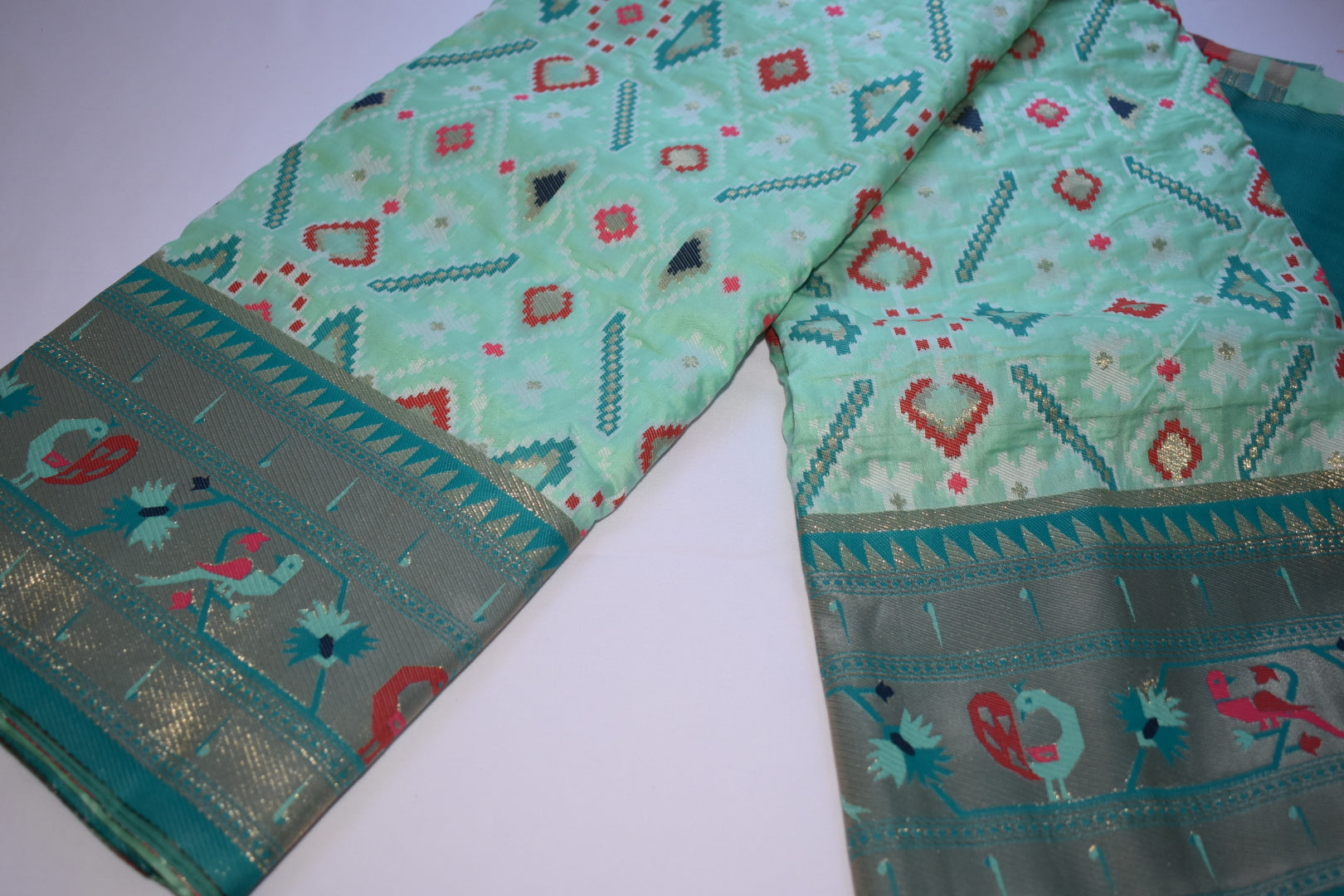Green II Color - Silk Patola Kanjipuram Saree - Silk Zari Thread - Contrast Border