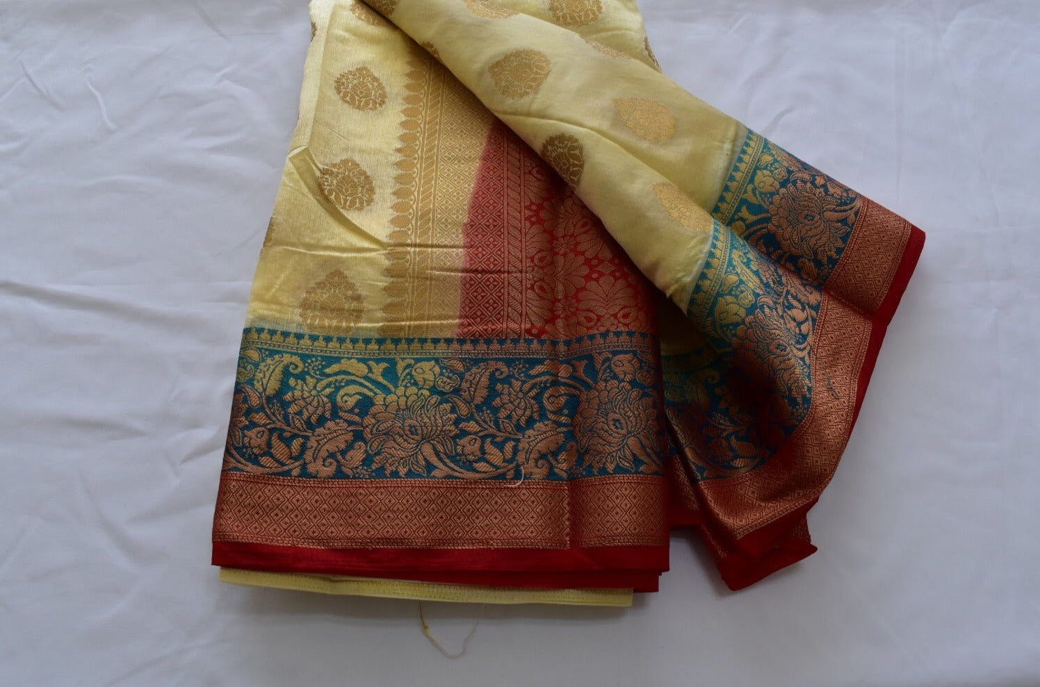 Soft Silk Saree - Cream Color Two-Tone Color Border - Pure Silk Saree - Floral Zari Design
