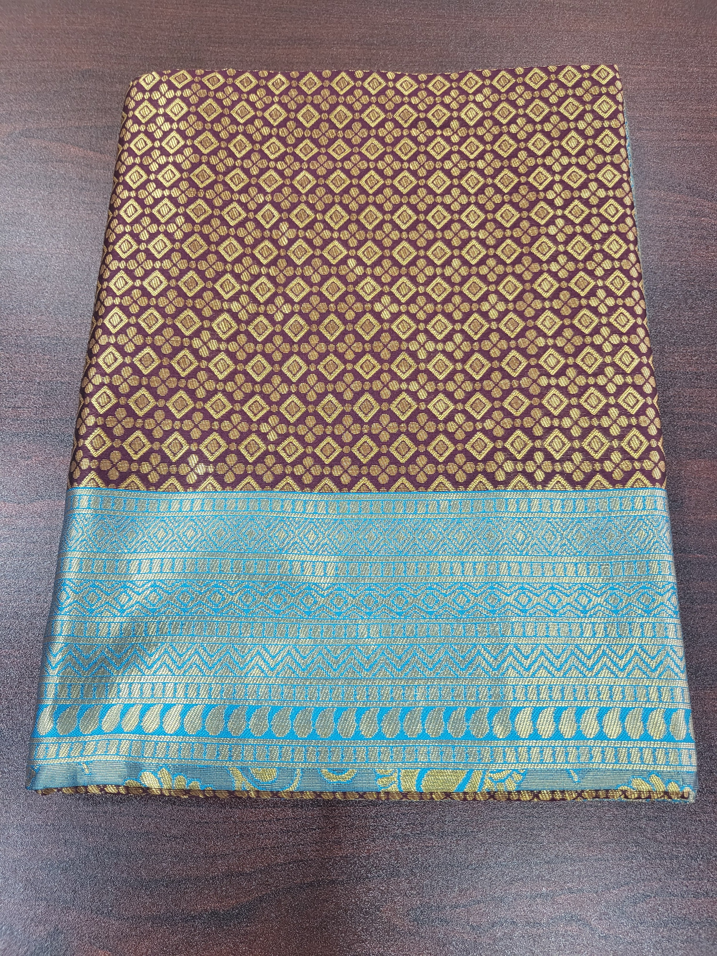 Silk Blend Butta Motif saree Light weight with yellow gold silk threads with detailed Pallu Elegant