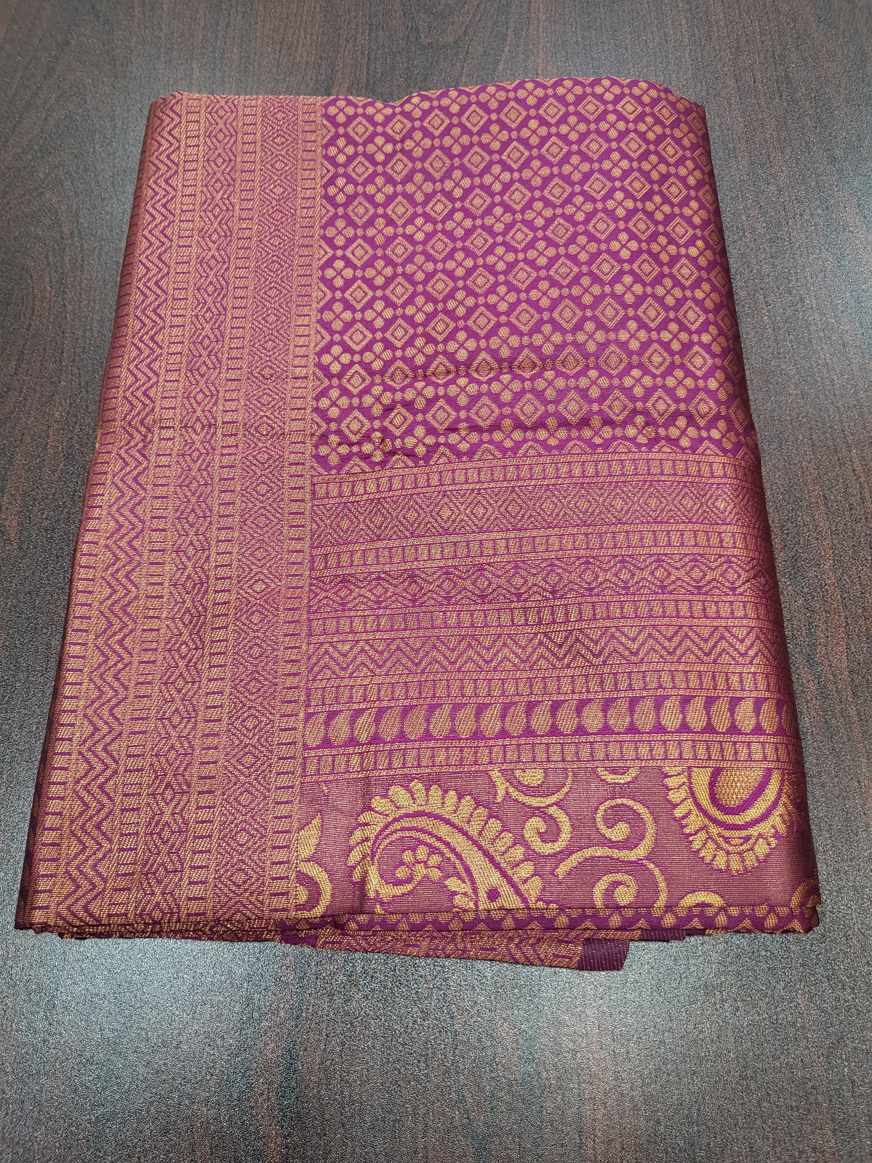 Silk Blend Butta Motif saree Light weight with Rose Gold Copper silk threads with detailed Pallu and border