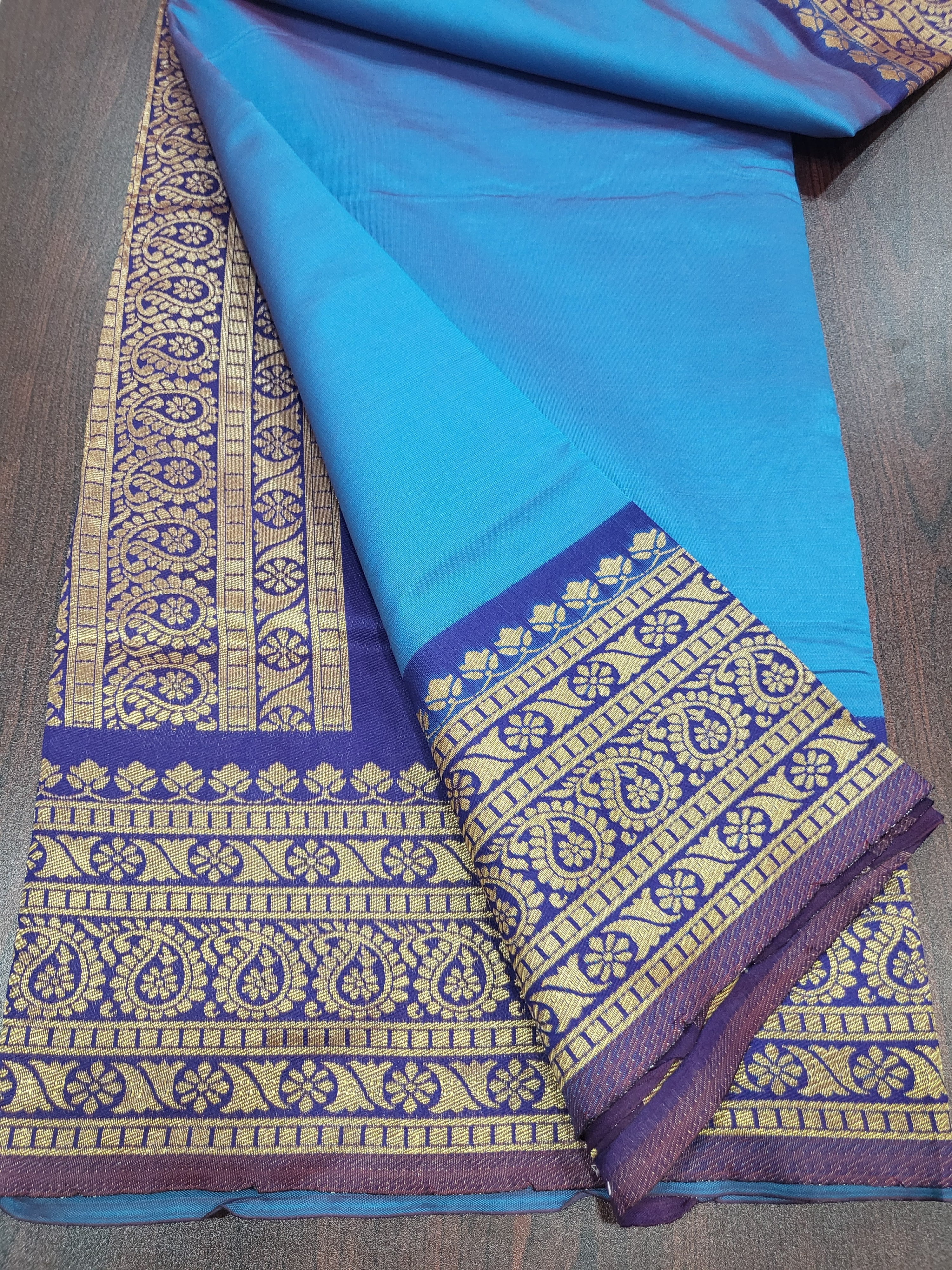 Silk Blend Saree - Silk Zari Thread - Small Motif Butta pattern Gold silk Zari Border