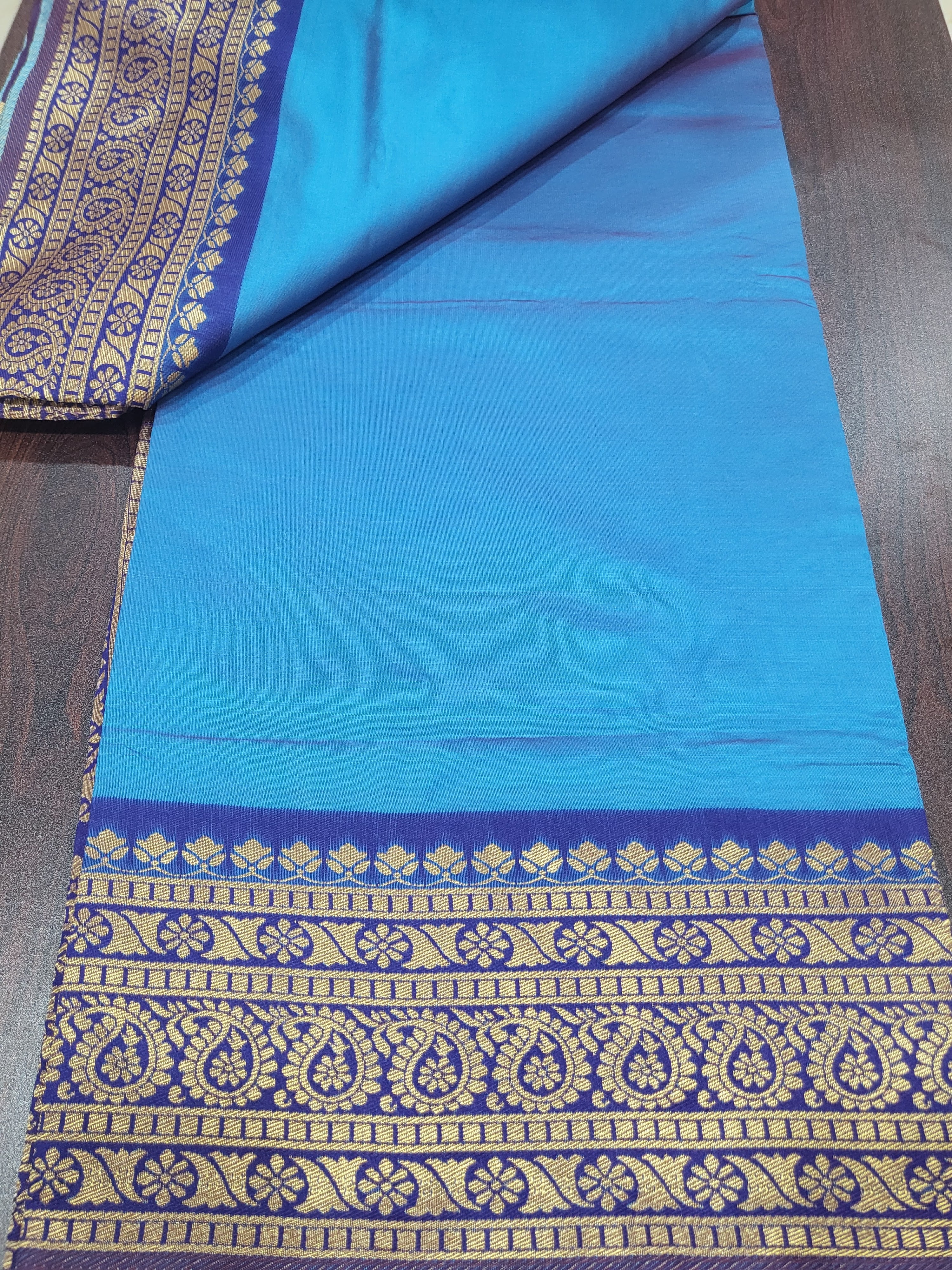 Silk Blend Saree - Silk Zari Thread - Small Motif Butta pattern Gold silk Zari Border