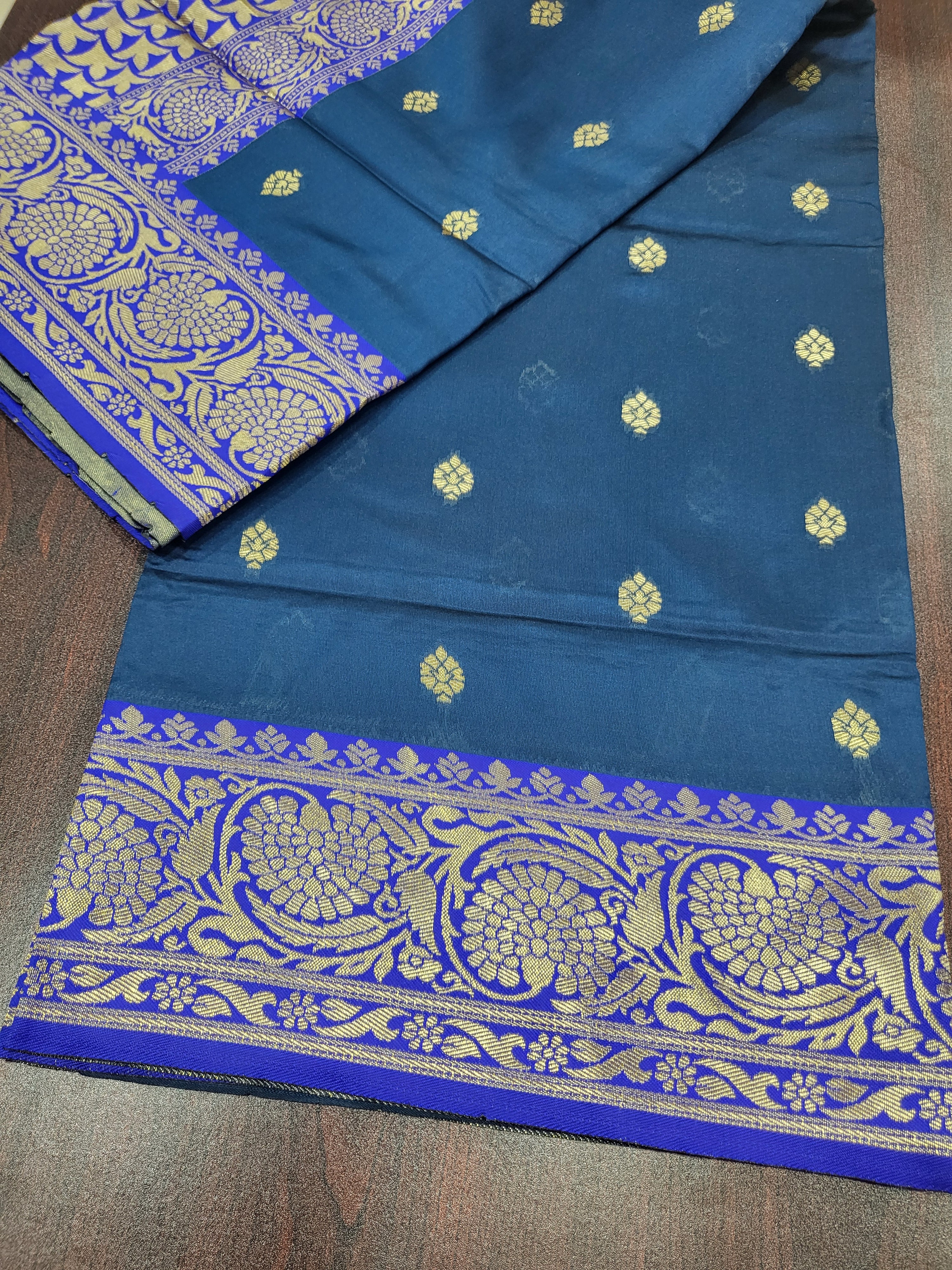 Silk Blend Saree - Silk Zari Thread - Small Motif Butta pattern Gold silk Zari Border