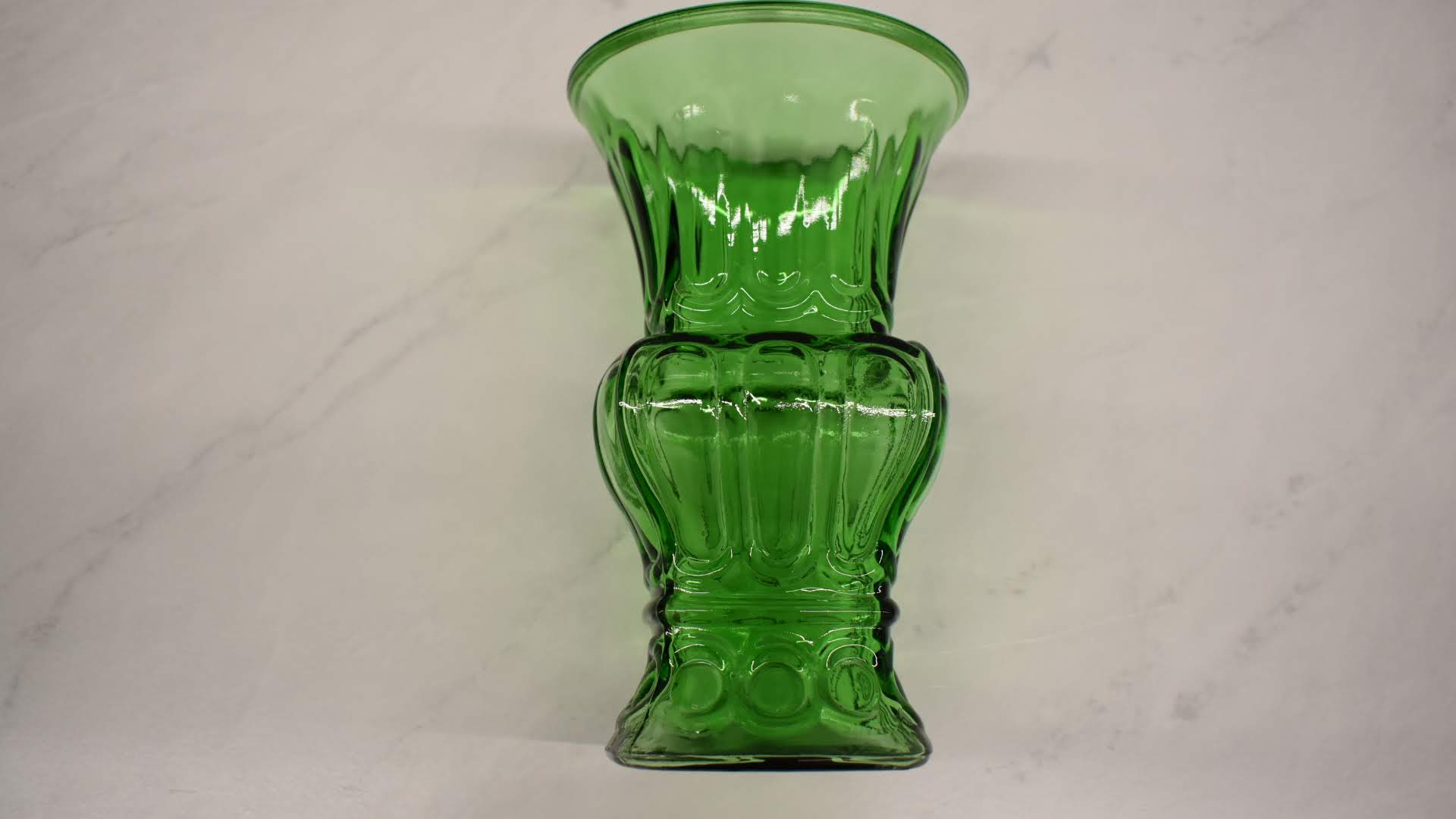 Crystal Green Glass Vase - Elegant Pattern