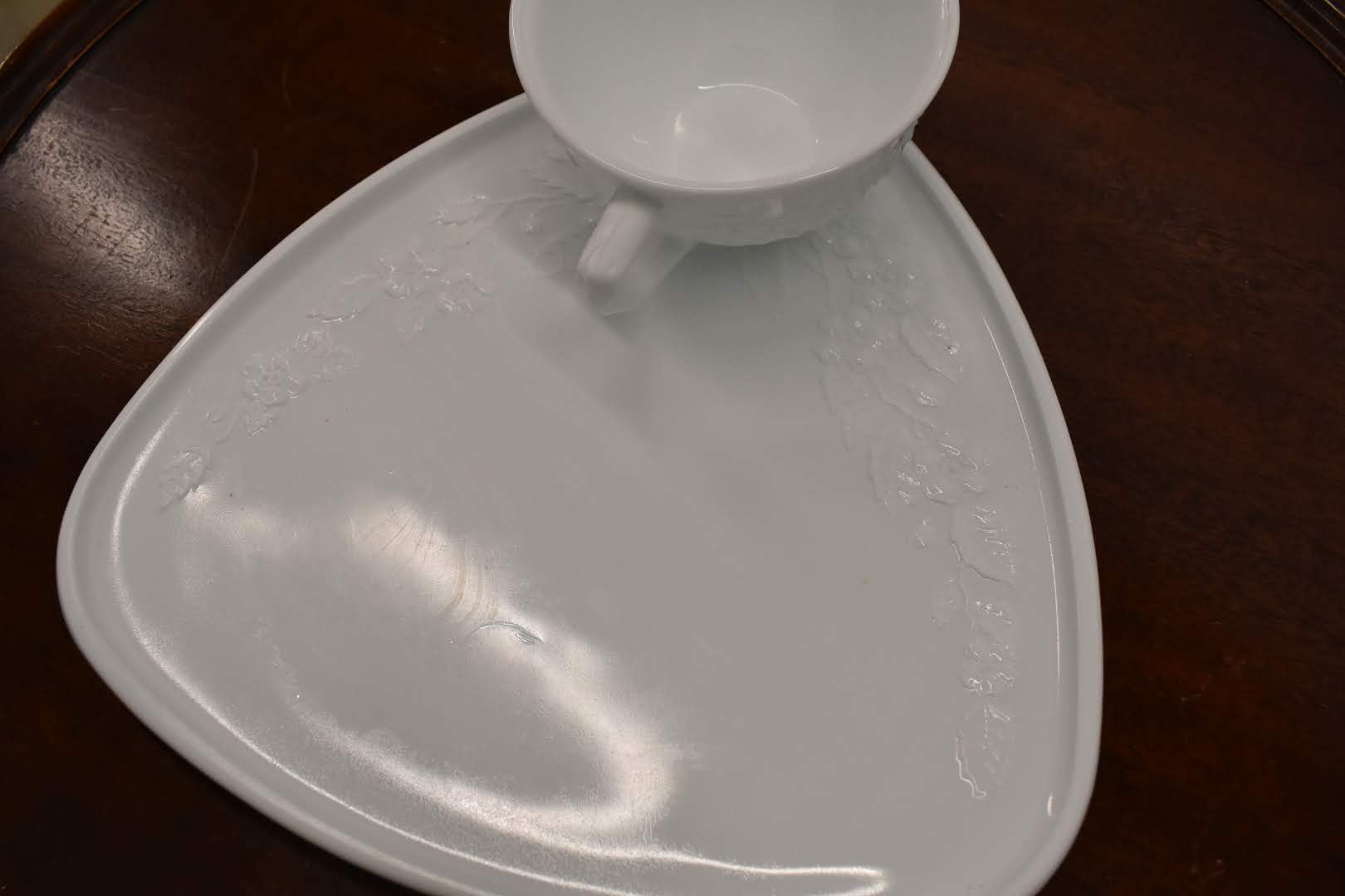 Porcelain Glass - Floral Emboss  - Snack Plate and Cup - 2 piece set