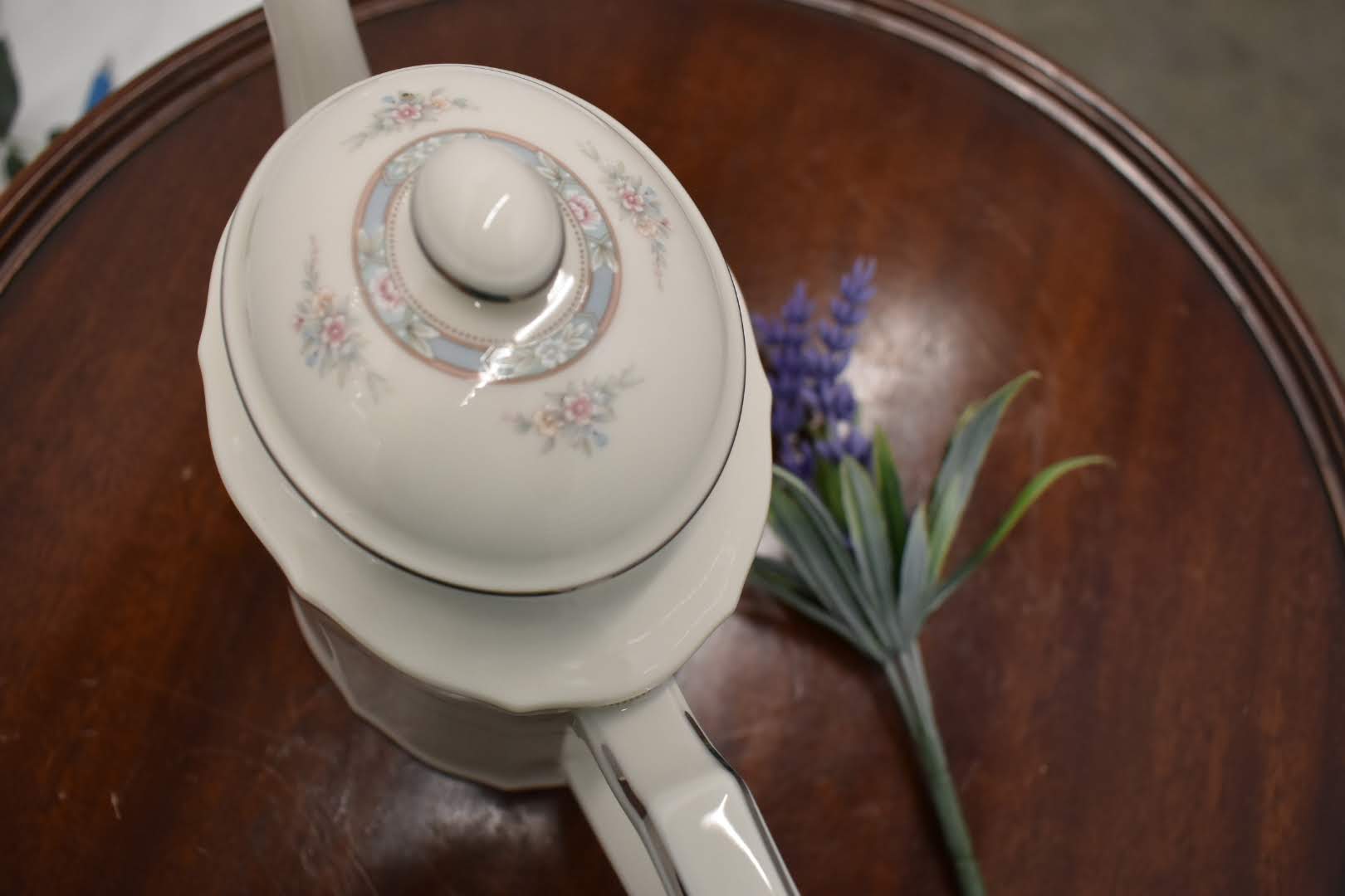 Noritake Rothschild - Fine Porcelain China - Tea Coffee Pot