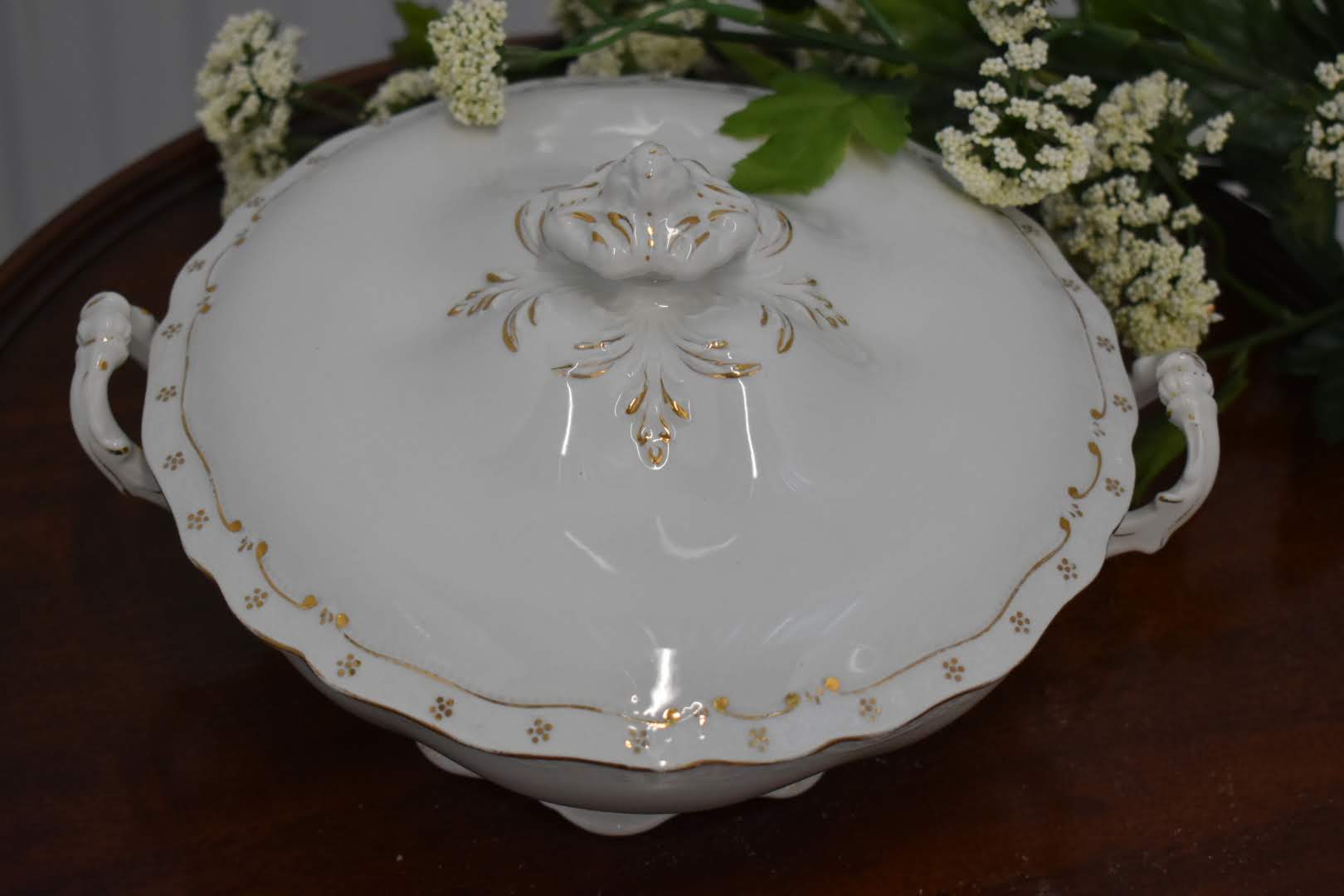 Johnson Bros- Fine Porcelain China - Mid Century Vegetable Bowl With Lid - White Gold Pattern - From France