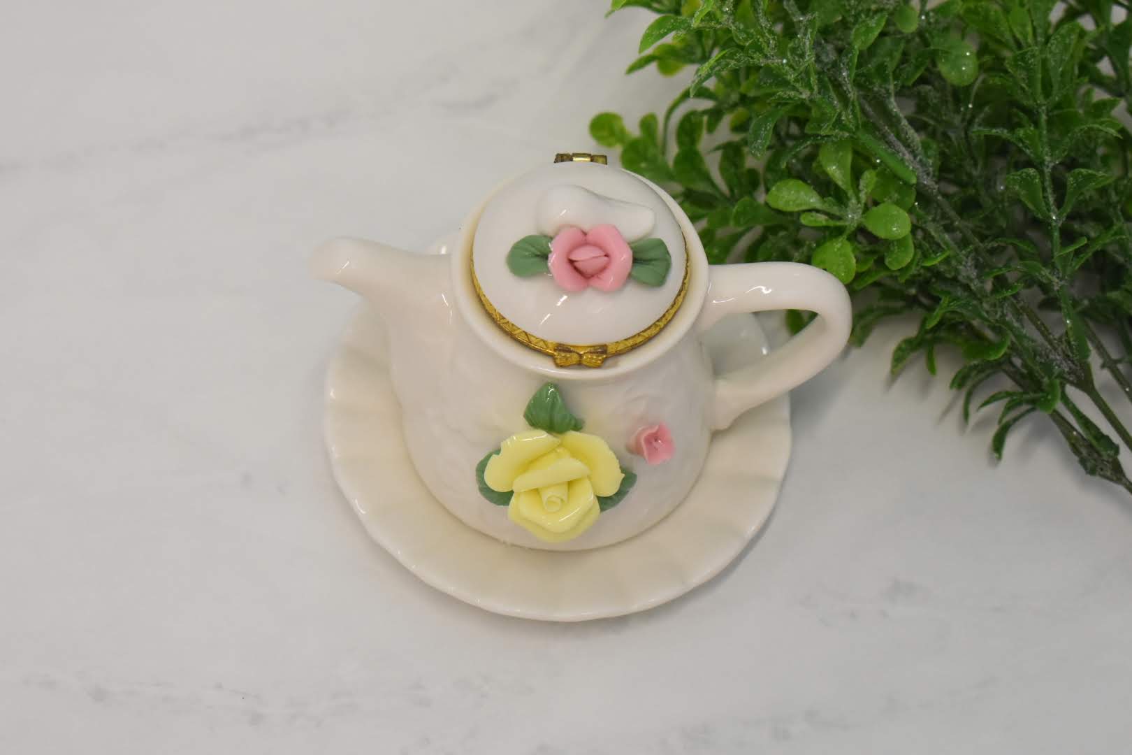 Mini Tea Pot Ivory White color - Fine Porcelain China Home Décor - Rose Flowers and Embossed floral pattern