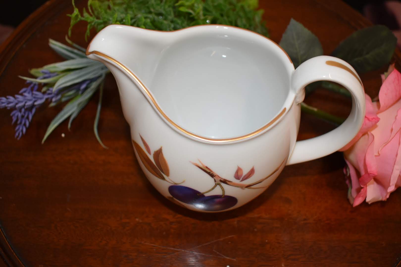 Royal Worchester Evesham Original Porcelain Fine China - Gravy Bowl, Big Creamer - Gold Trim - From England