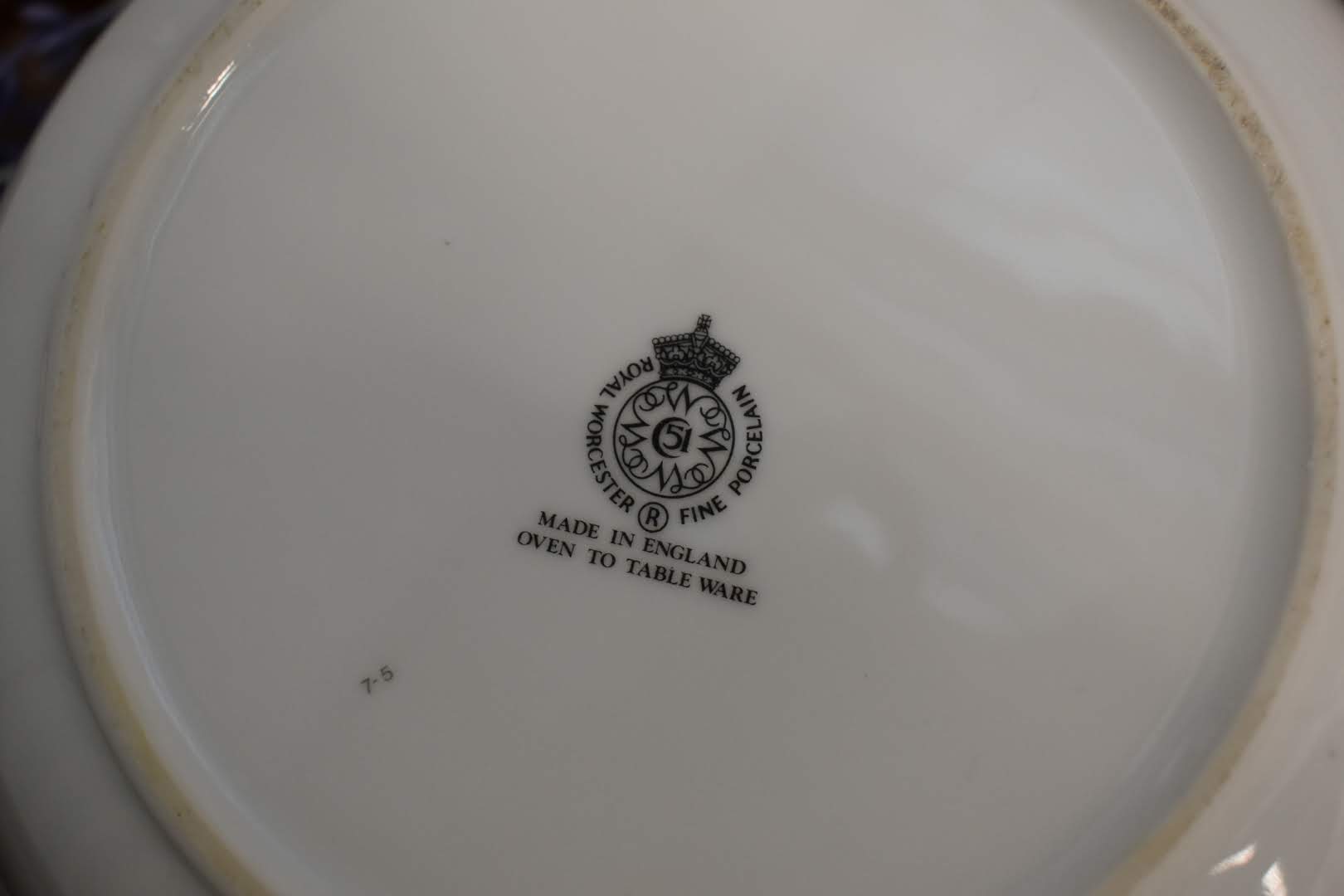 Royal Worchester Evesham Original Porcelain Fine China- Large Vegetable Bowl - 22k Gold Trim
