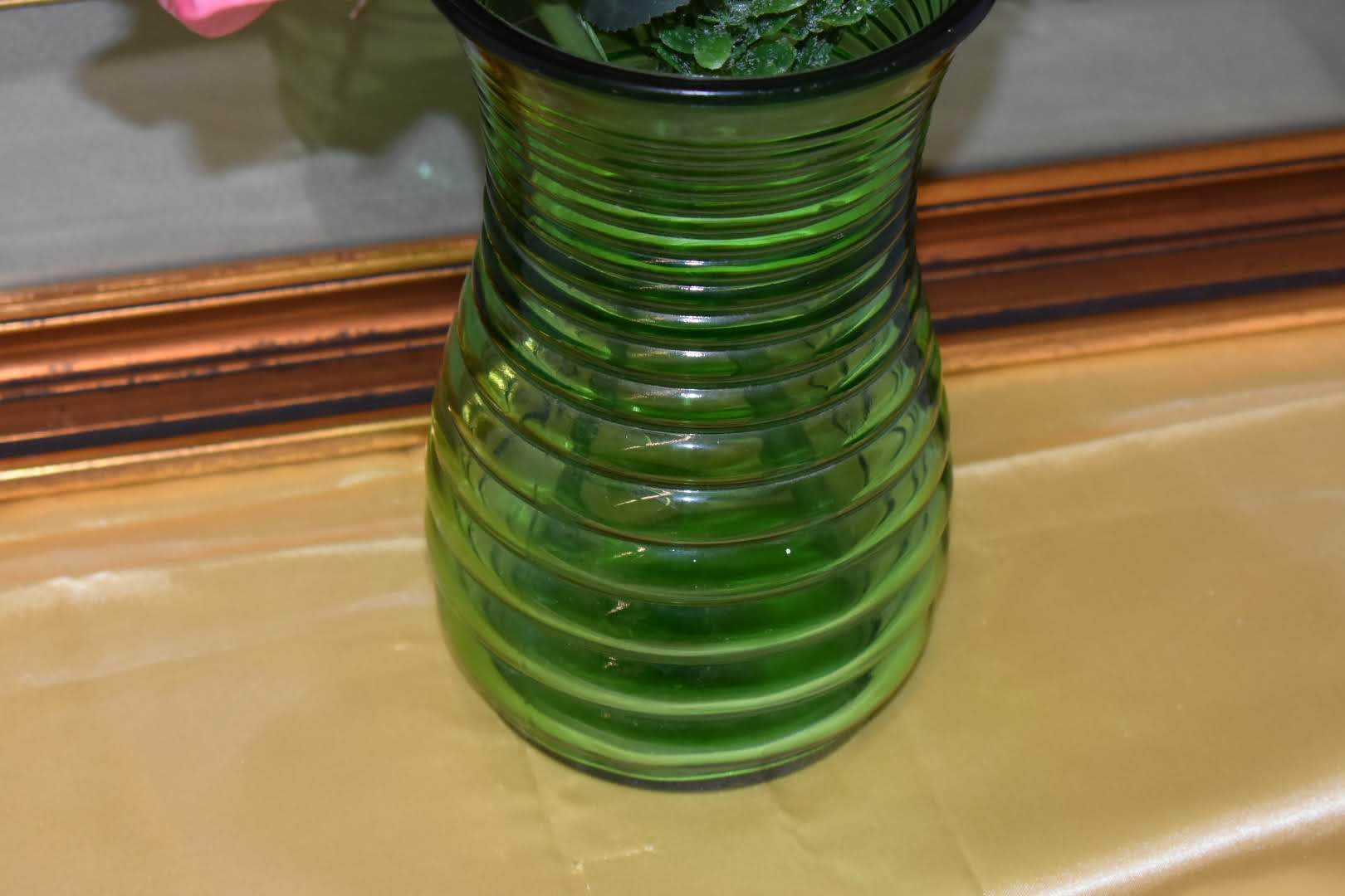 Crystal Glass - Green Color - Beehive Pattern Vase