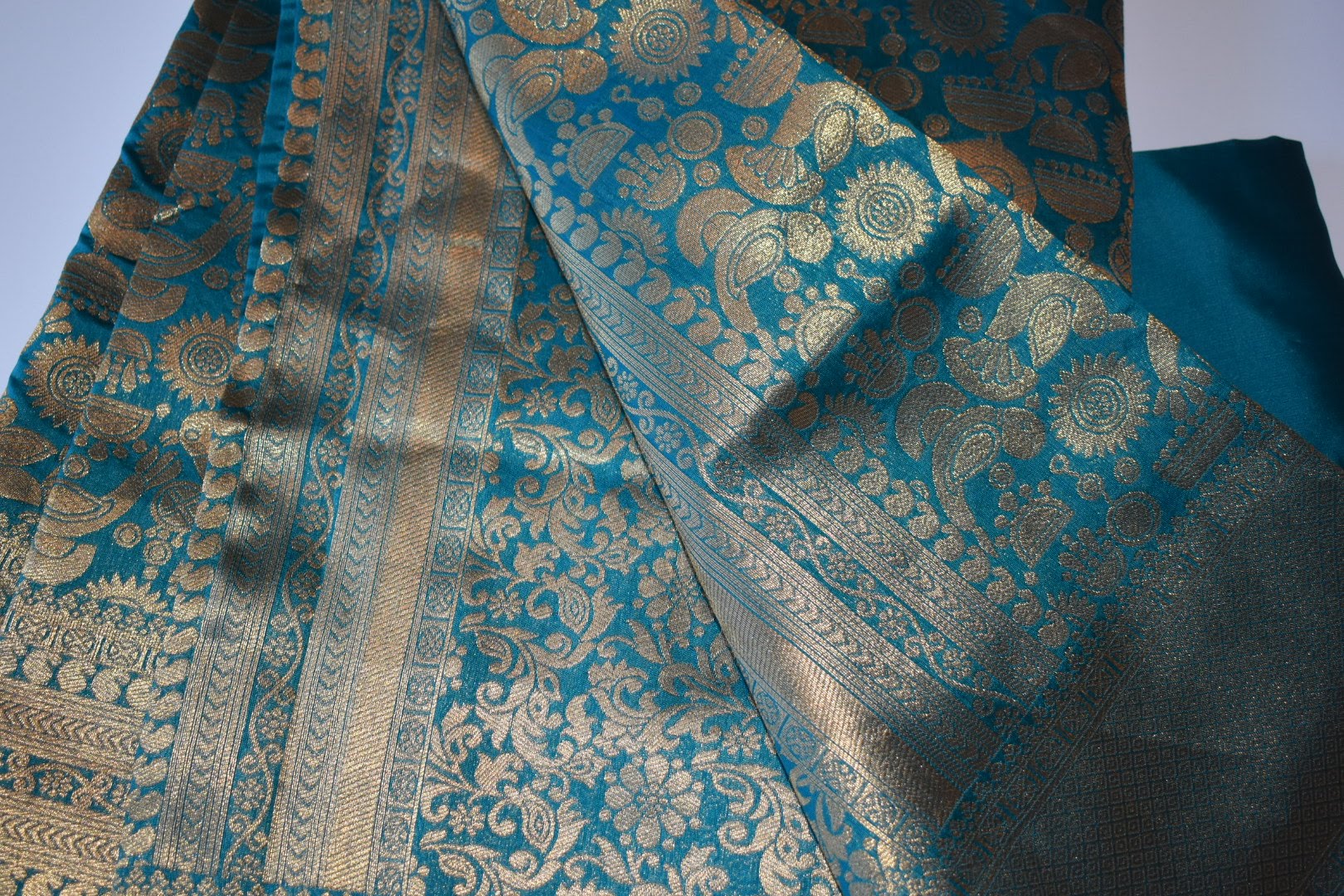 Wedding Wear And Bridal Wear 3 Multi Colour Uppada Pure Pattu Sarees, With  Blouse Piece at Rs 4500 in Visakhapatnam