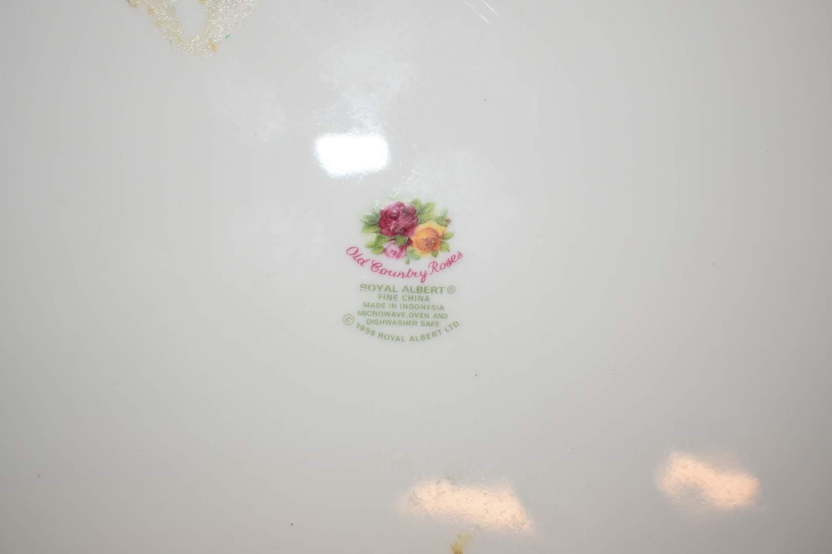 Royal Albert - Porcelain Fine China - Quiche Shape Large Platter - Old Country Roses