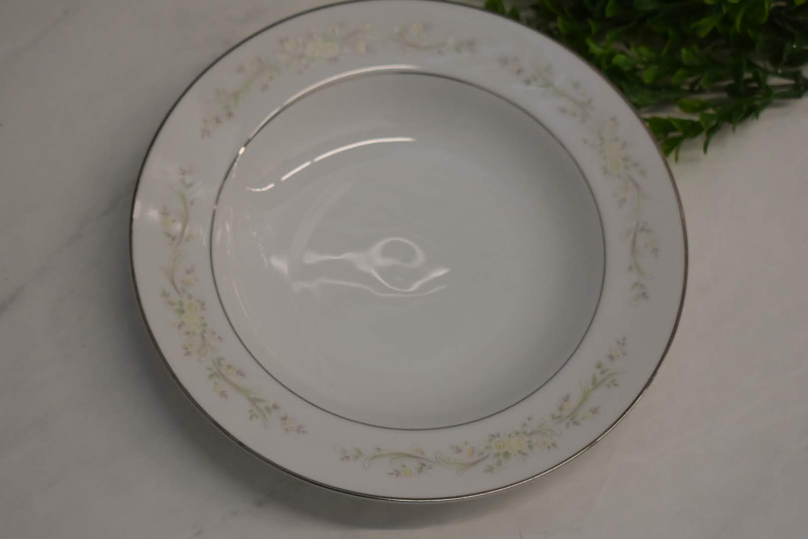 Four Crown China - Porcelain Fine China - Pastel Color - Soup Vegetable Bowl - Platinum Rim