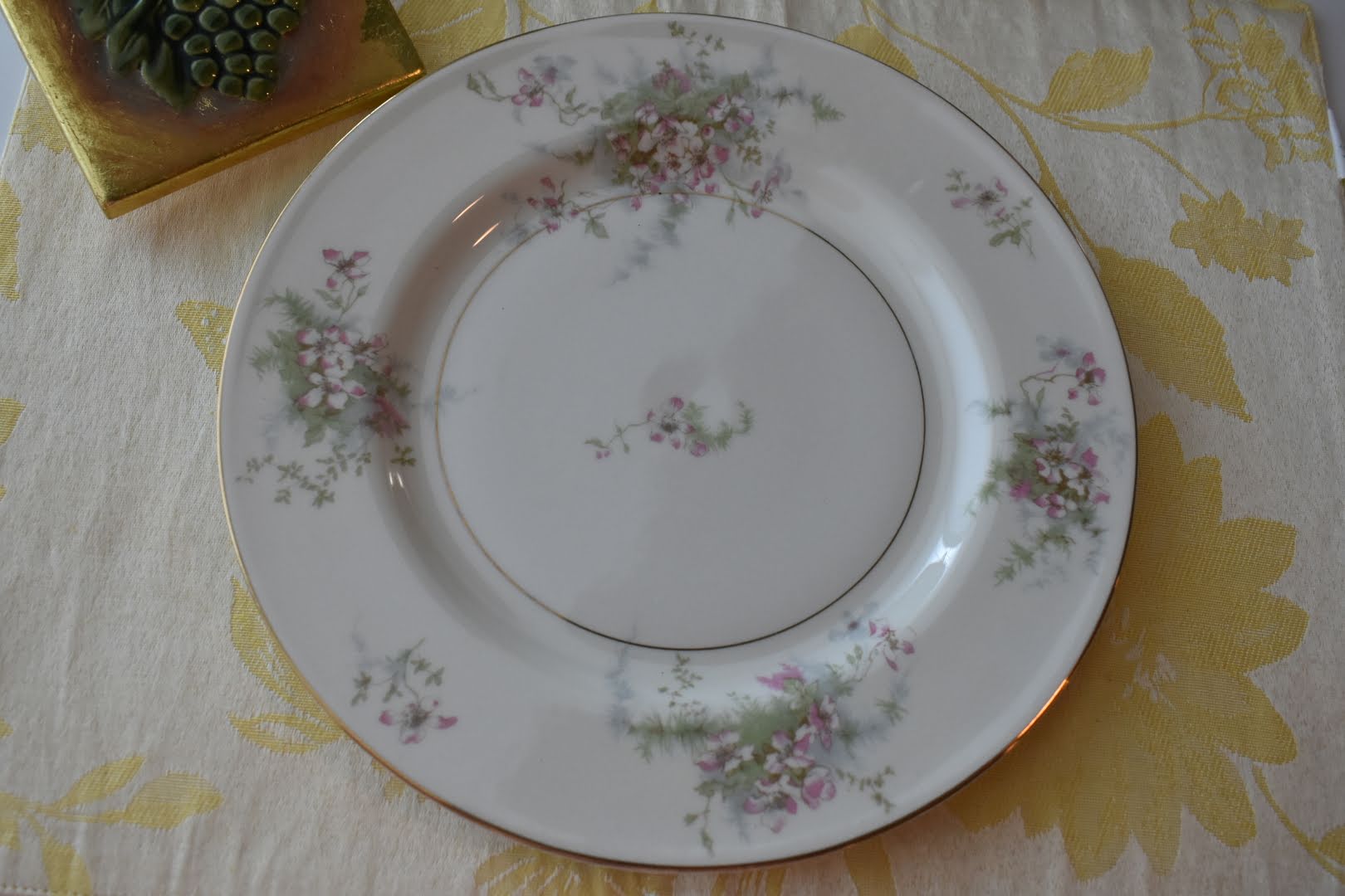 New York Theodore Haviland - Apple Blossom Pattern - Dinner Plate size Small Platter