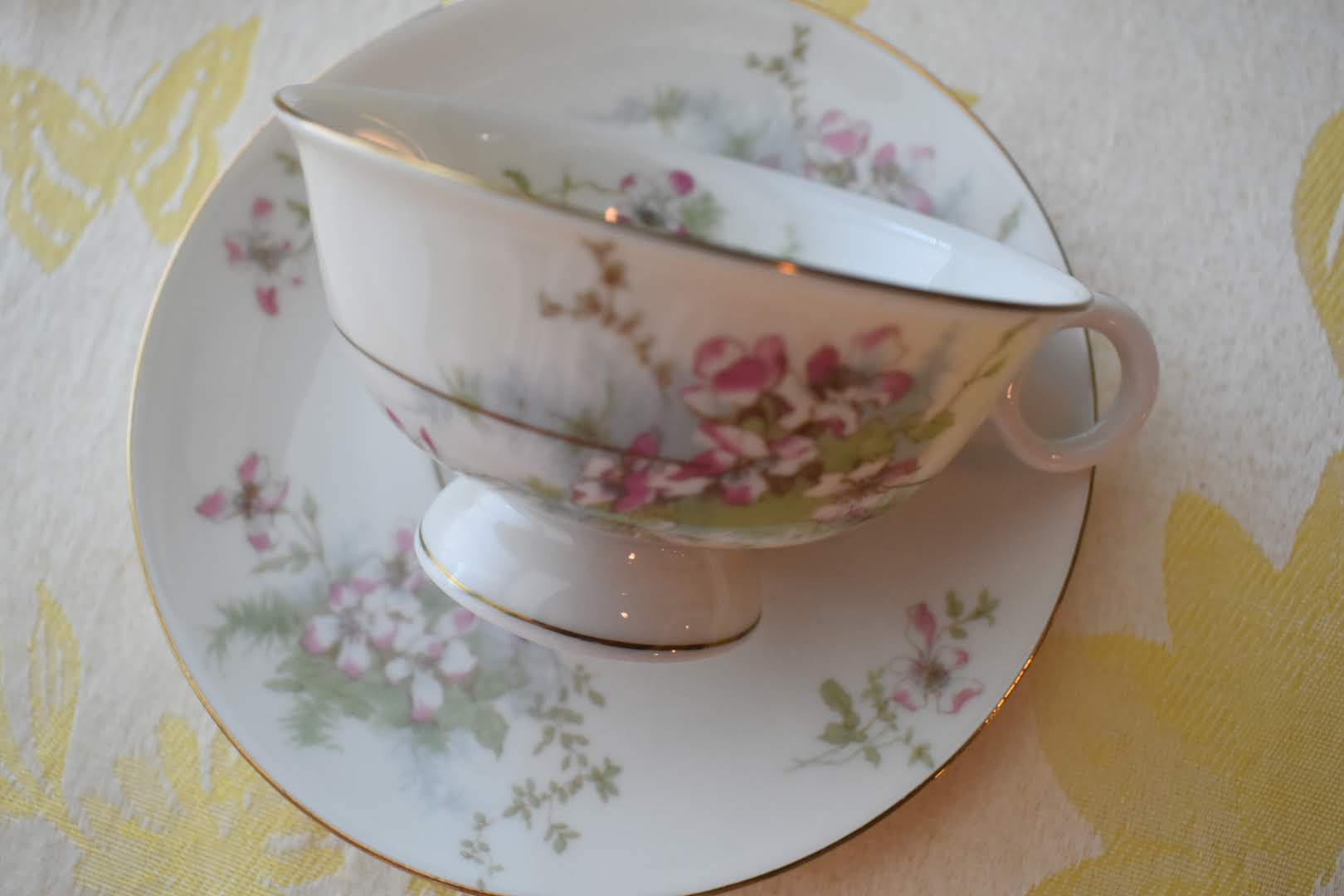 New York Theodore Haviland - Apple Blossom Pattern - Cup and Saucer