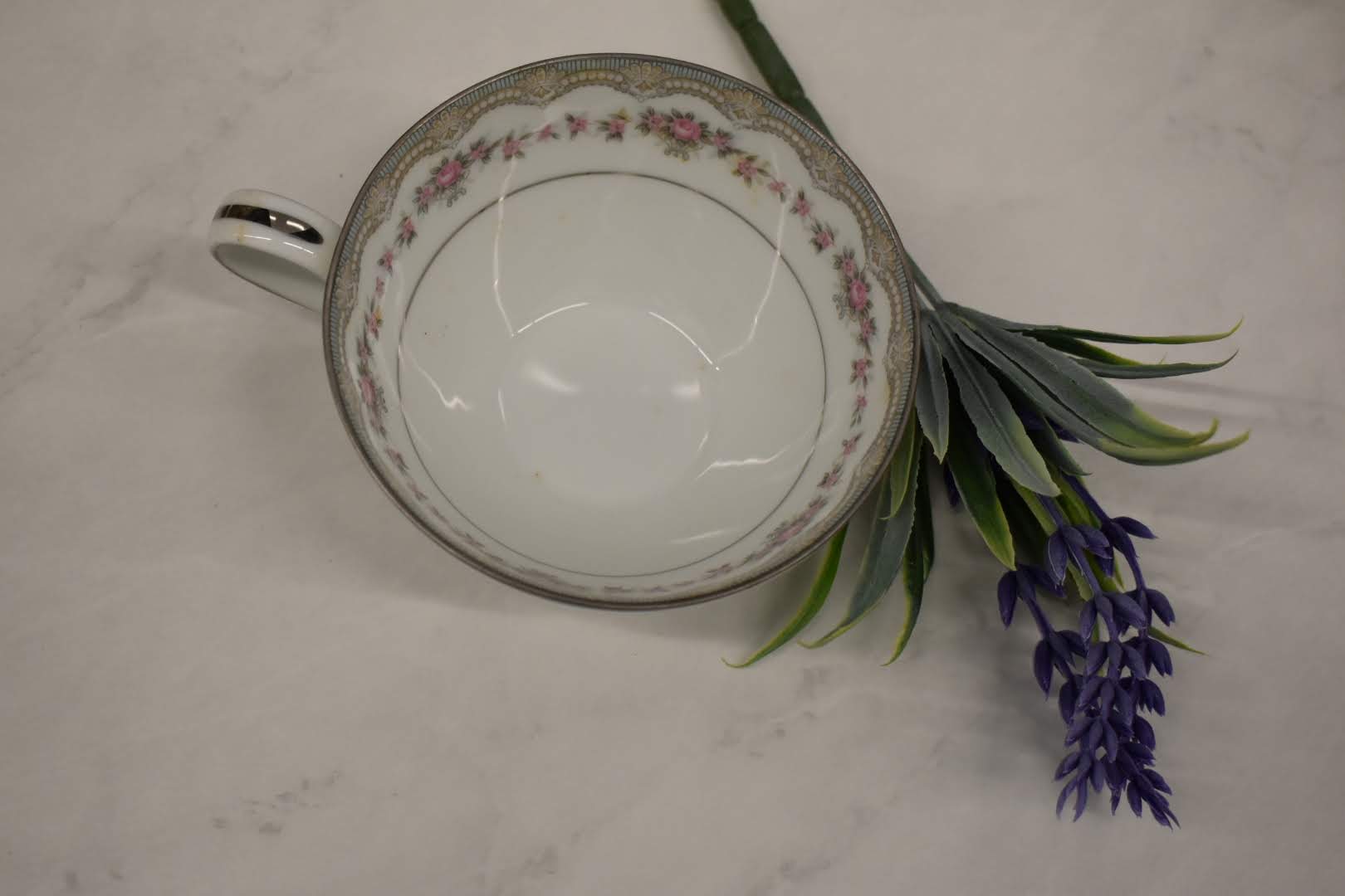 Noritake Glenwood - Fine Porcelain China - Platinum Rim - 5770 pattern - Cup