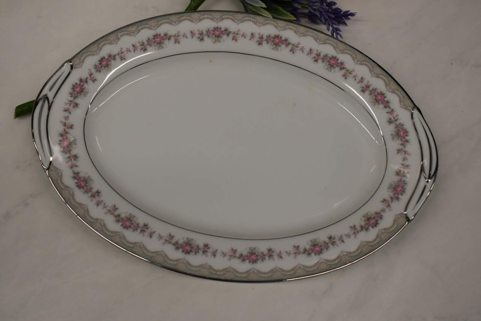 Noritake Glenwood - Fine Porcelain China - Platinum Rim - 5770 pattern - Platter