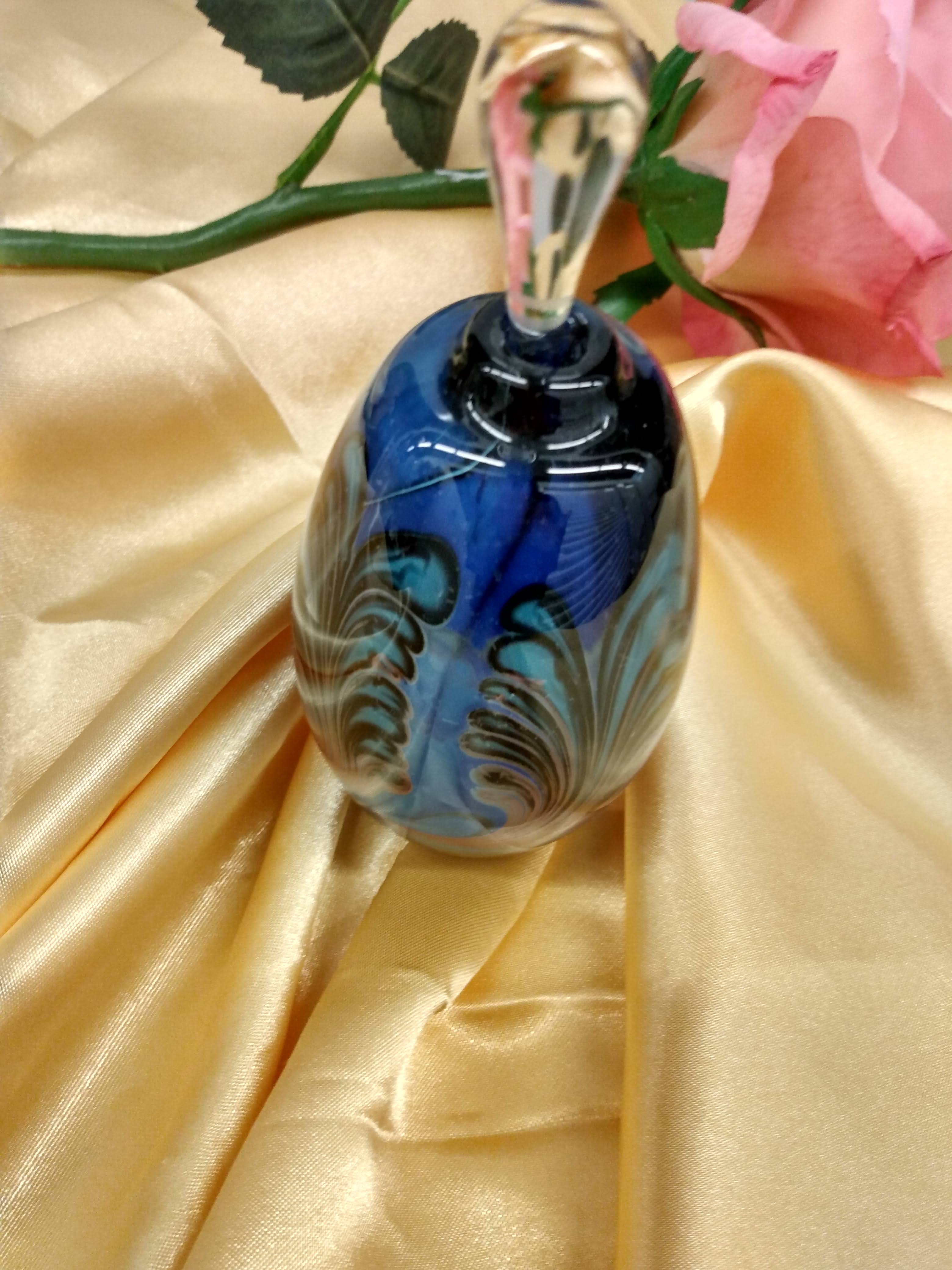 Blown Glass Art Perfume Bottle - Home Décor