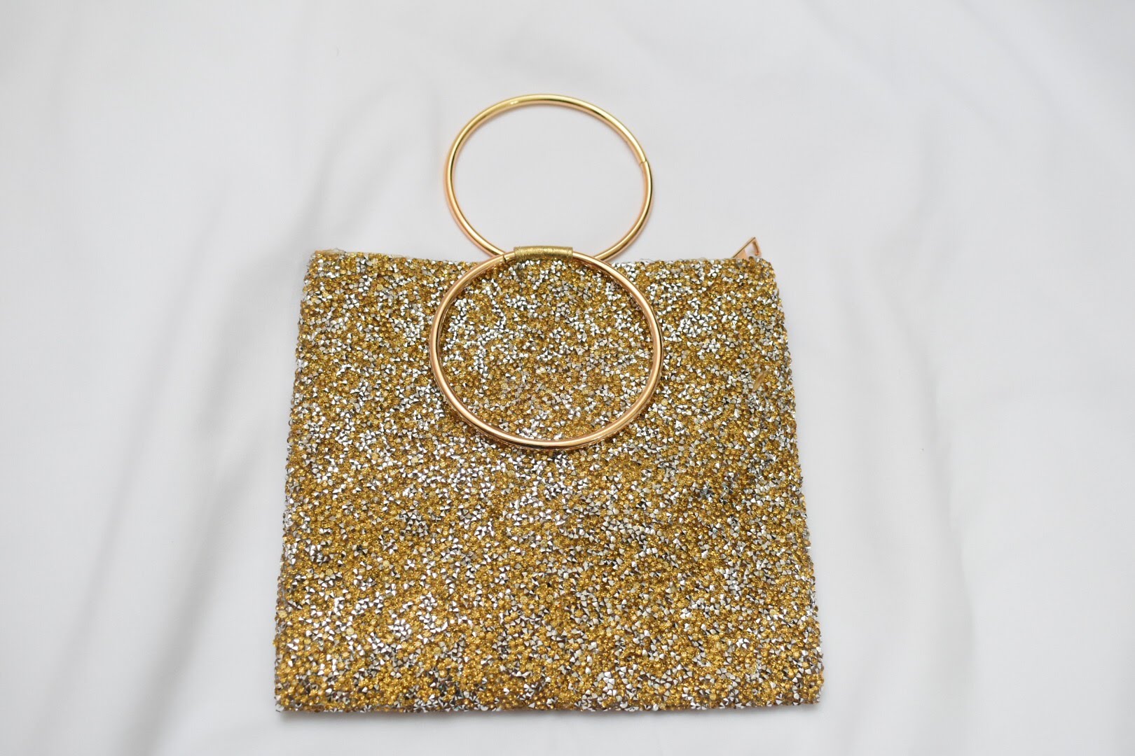 Gold colored - Sparkly Hand Purse - with metal ring handle