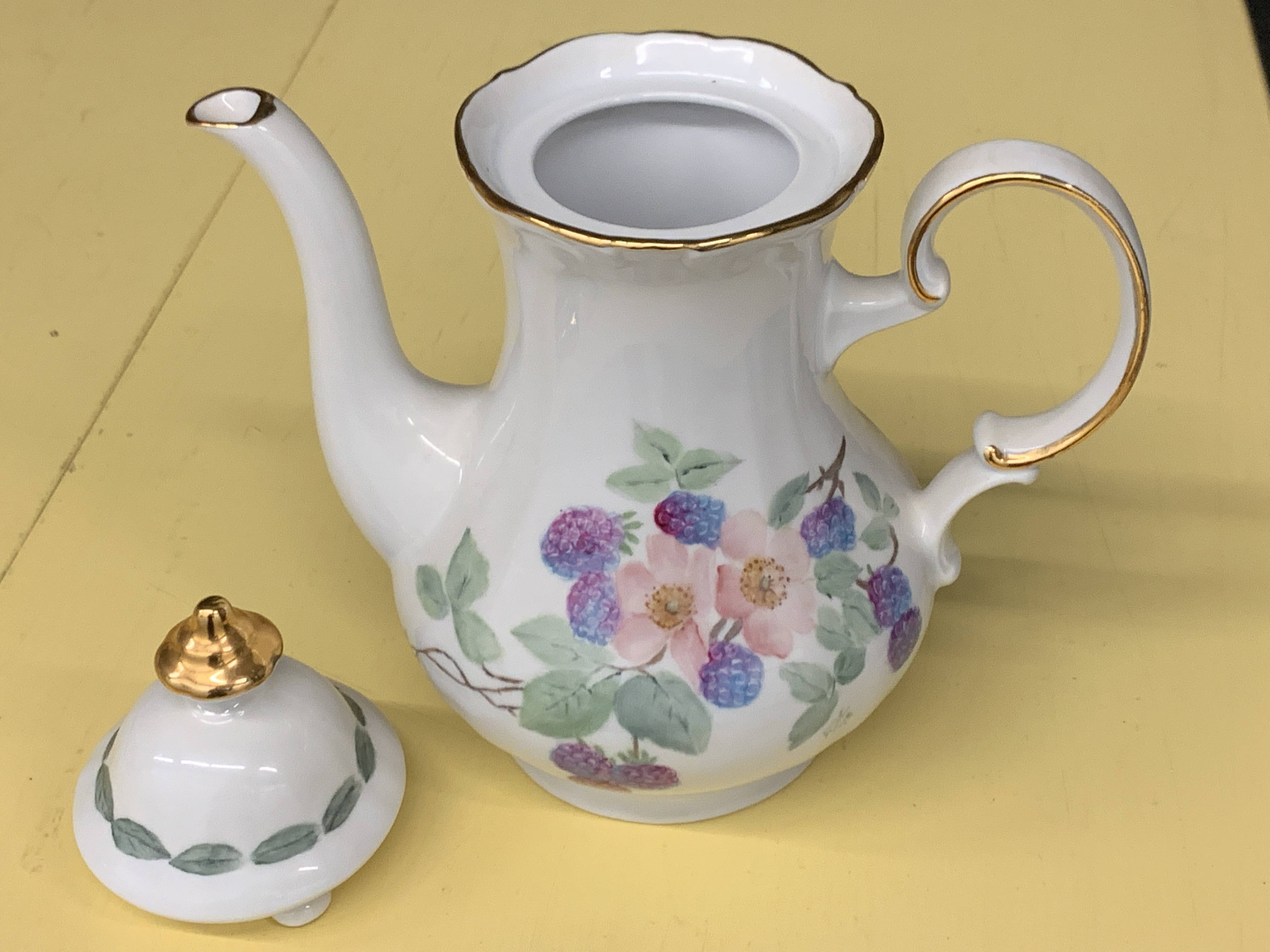 Fine Porcelain China Tea pot - Mid Century - Imported