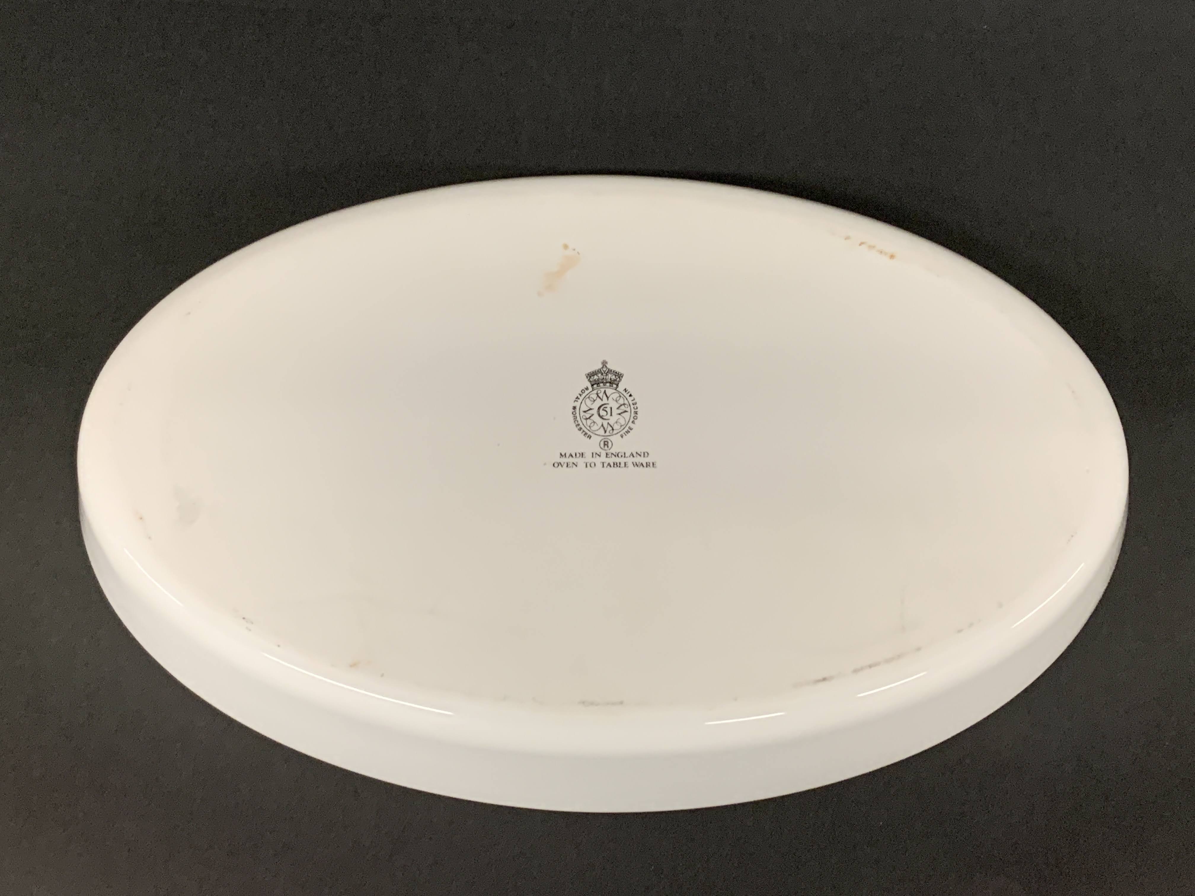 Royal Worcester Evesham Vale - Fine Porcelain China - Oval Bowl, from England