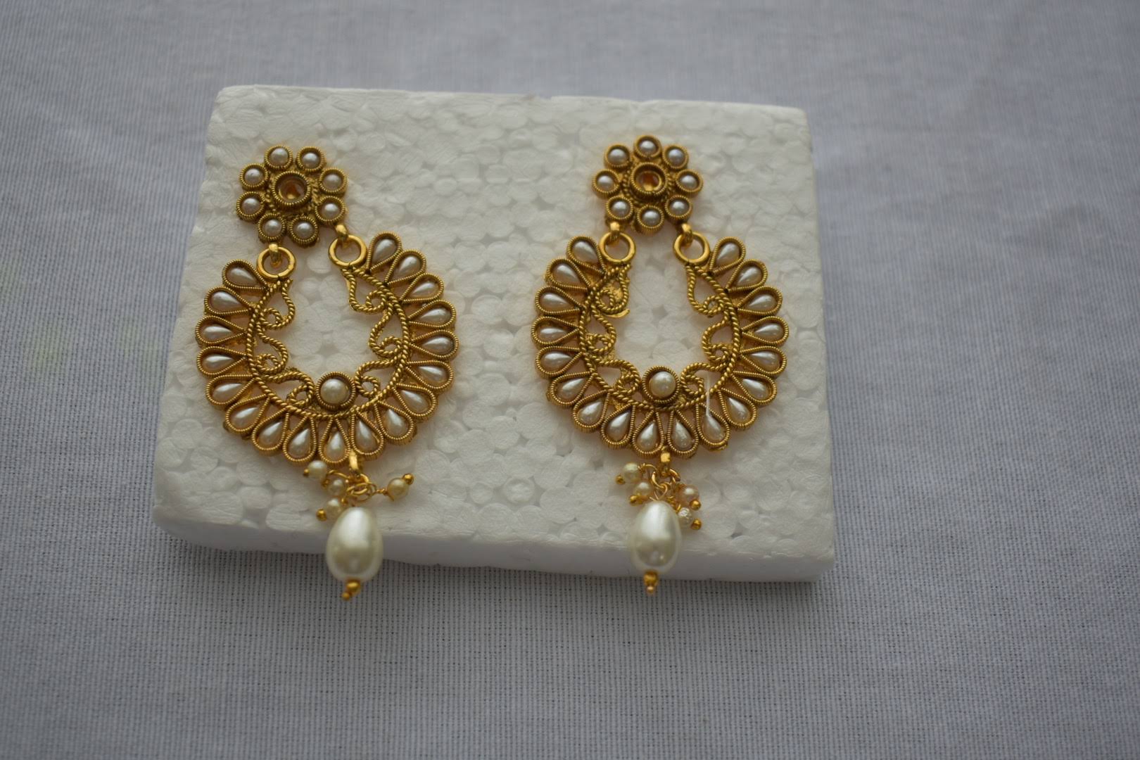 Gold Plated - Temple Jewelry - Maang Tikka and Earring Set with Pearl Beads