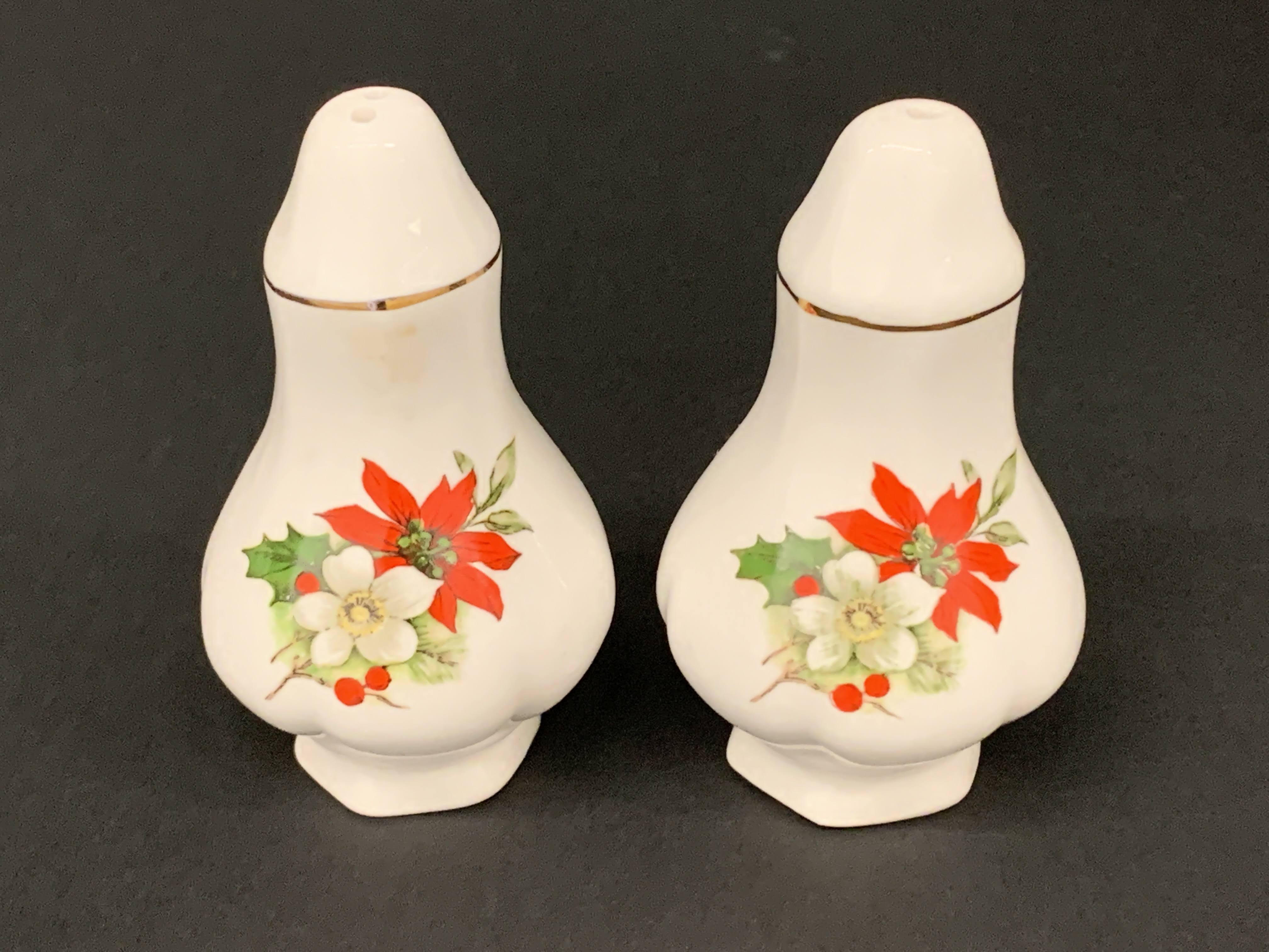 Holiday Holly Pattern - Mid Century Gold Trim Porcelain Fine China - Salt And Pepper Shaker Set